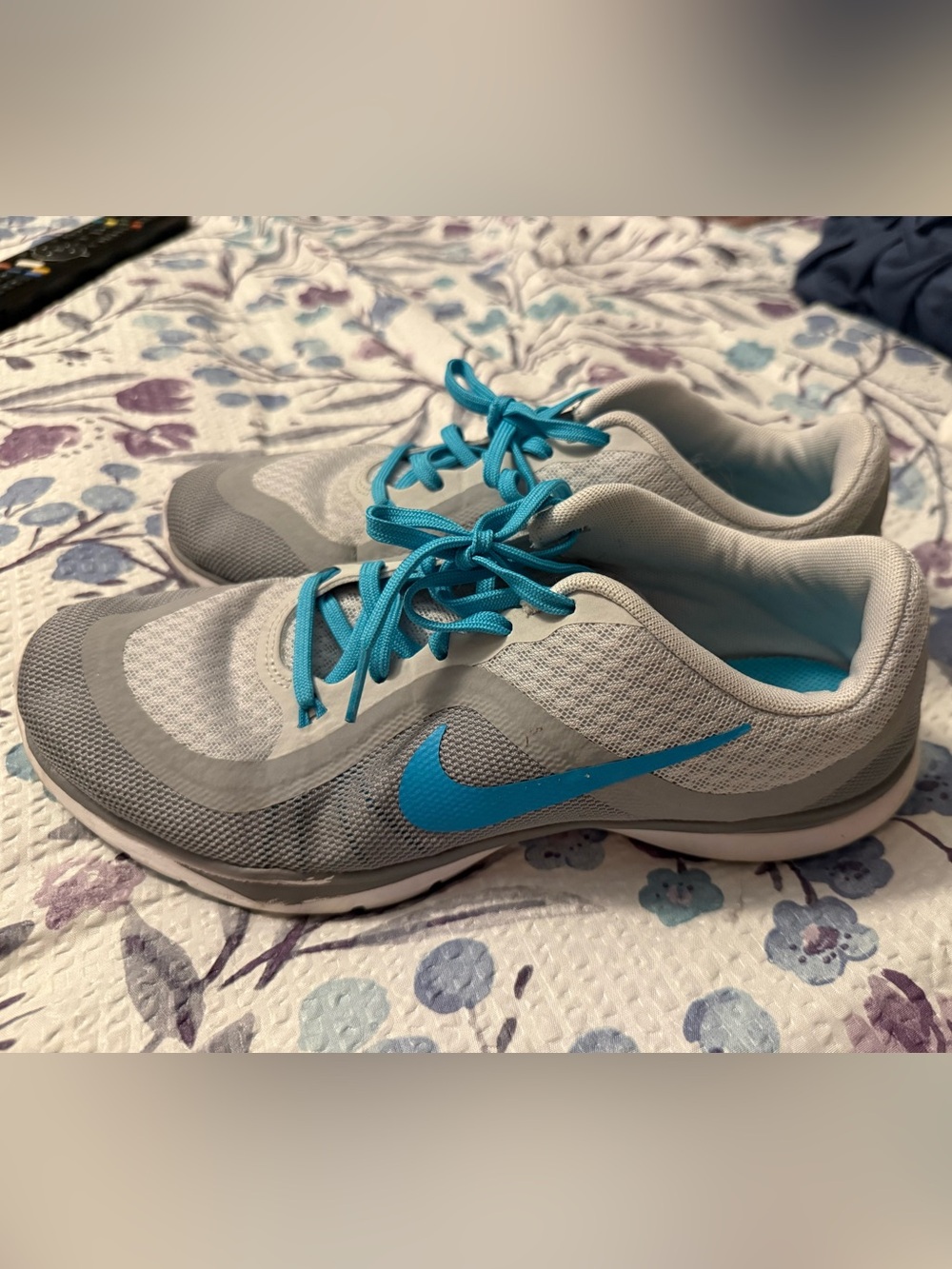 Nike Light Gray and Teal Athletic Sneakers
